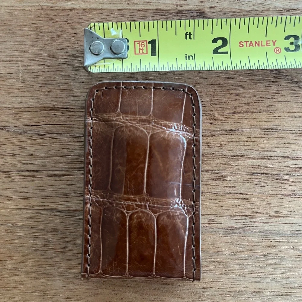 Magnetic Money Clip in Tan/Brown Classic Genuine Alligator